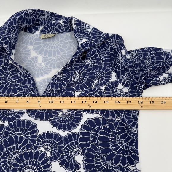 Katherine Way Top Women Small Blue White V Neck 3/4 Sleeve Swim Resort Stretch - Picture 9 of 11